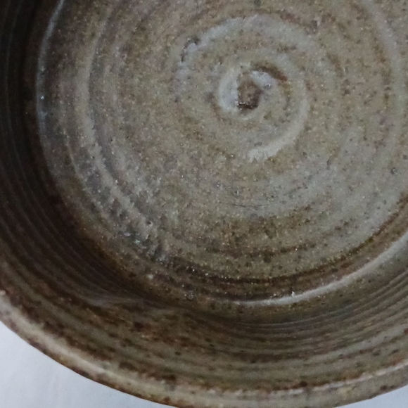 Handmade tan ceramic soup bowls with handles (2) - Picture 5 of 6